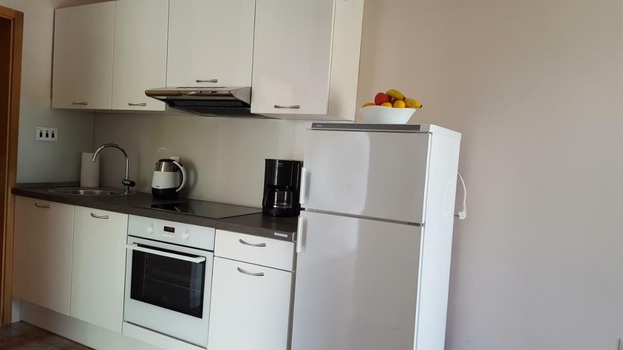 Apartmani I & J Seric セゲット・ヴラニツァ エクステリア 写真